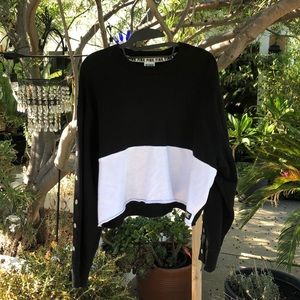 VS PINK Cropped Sweatshirt